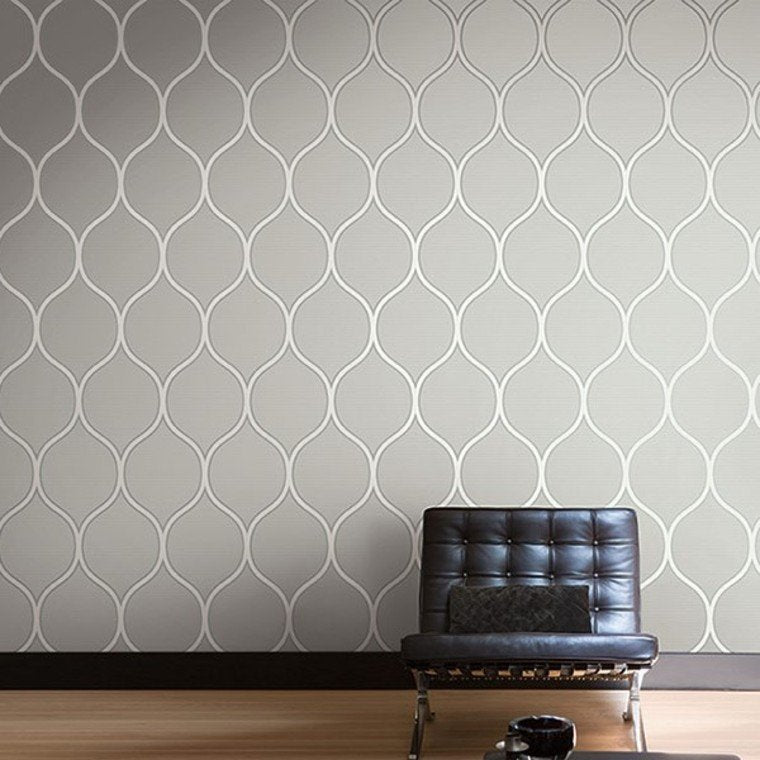 Closeup of a wallpaper showing its Contemporary, Cream, Monochrome, Neutrals pattern, color, and subtle texture.